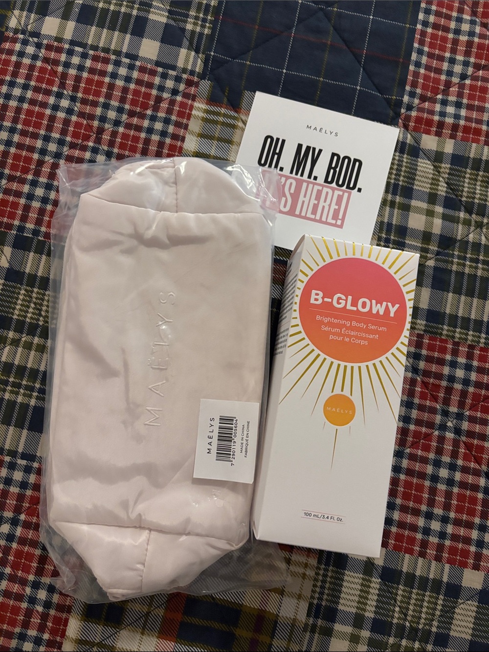 Maelys B Glowy serum & Light Pink Pouch